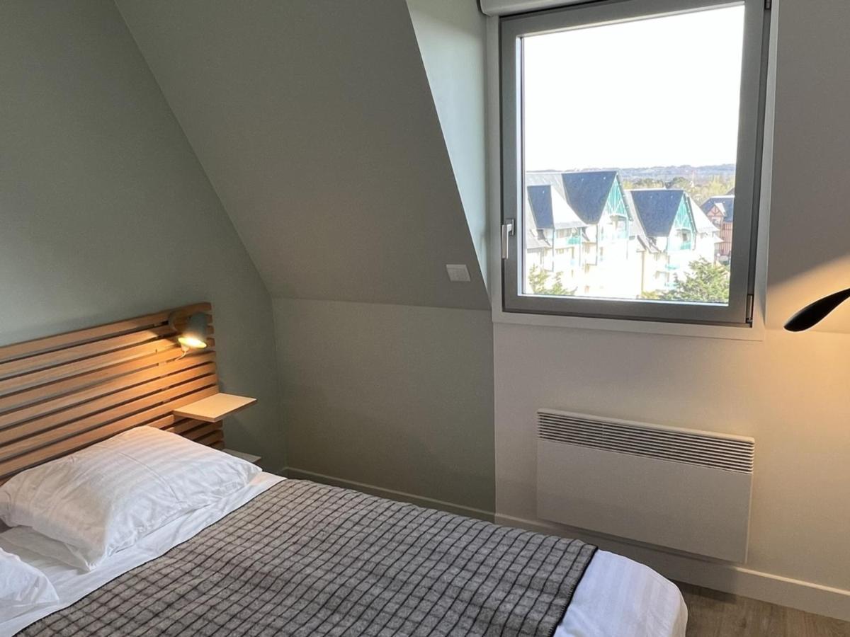 Cabourg : Duplex Renove 2 Pieces, Acces Direct Plage, Fibre, Parking, Cuisine Equipee, 4 Pers. - Fr-1-487-351 Exteriör bild