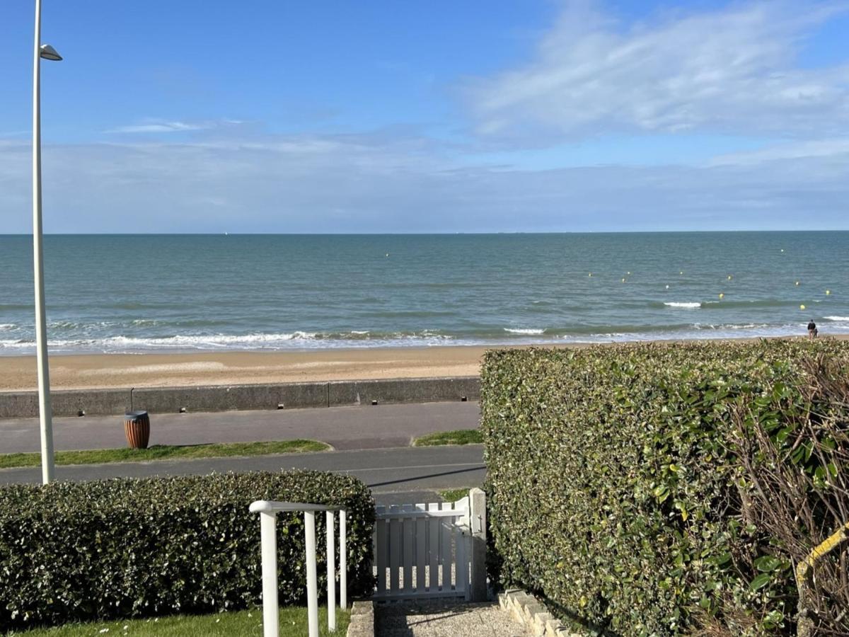 Cabourg : Duplex Renove 2 Pieces, Acces Direct Plage, Fibre, Parking, Cuisine Equipee, 4 Pers. - Fr-1-487-351 Exteriör bild